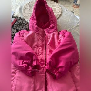 2 Pieces Children’s Place Girls winter coat  Pink 3-1 Jacket Size 5T